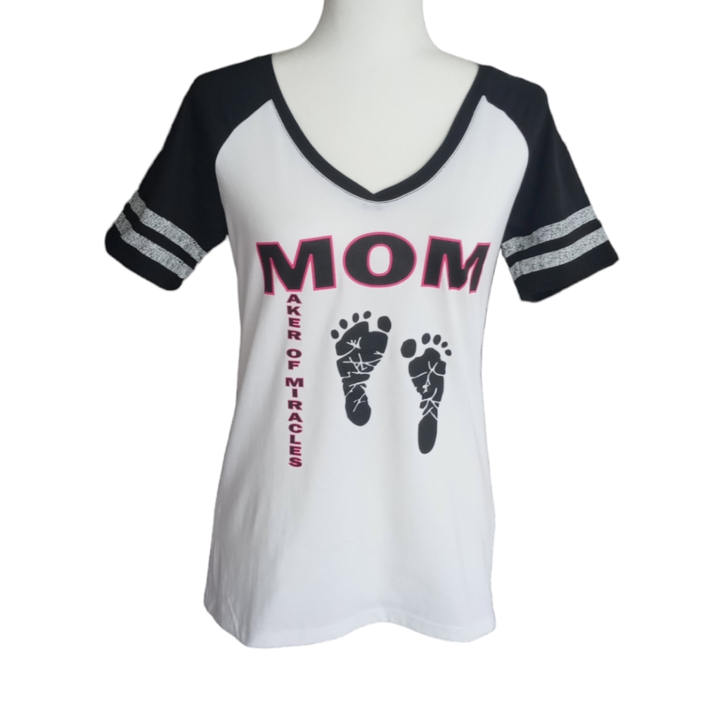 🌻3 LEFT🌻 MOM Maker Of Miracles Graphic Tee Shirt Size Large